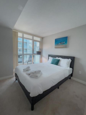 Downtown 2bed free parking